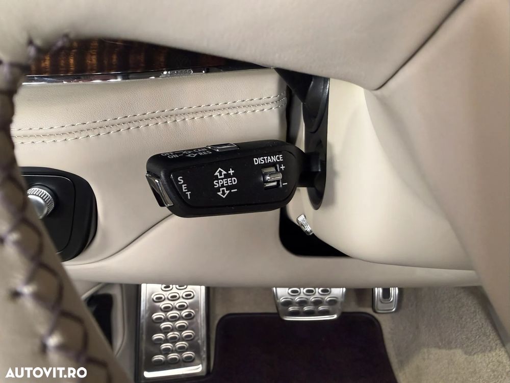 Bentley Bentayga - 21