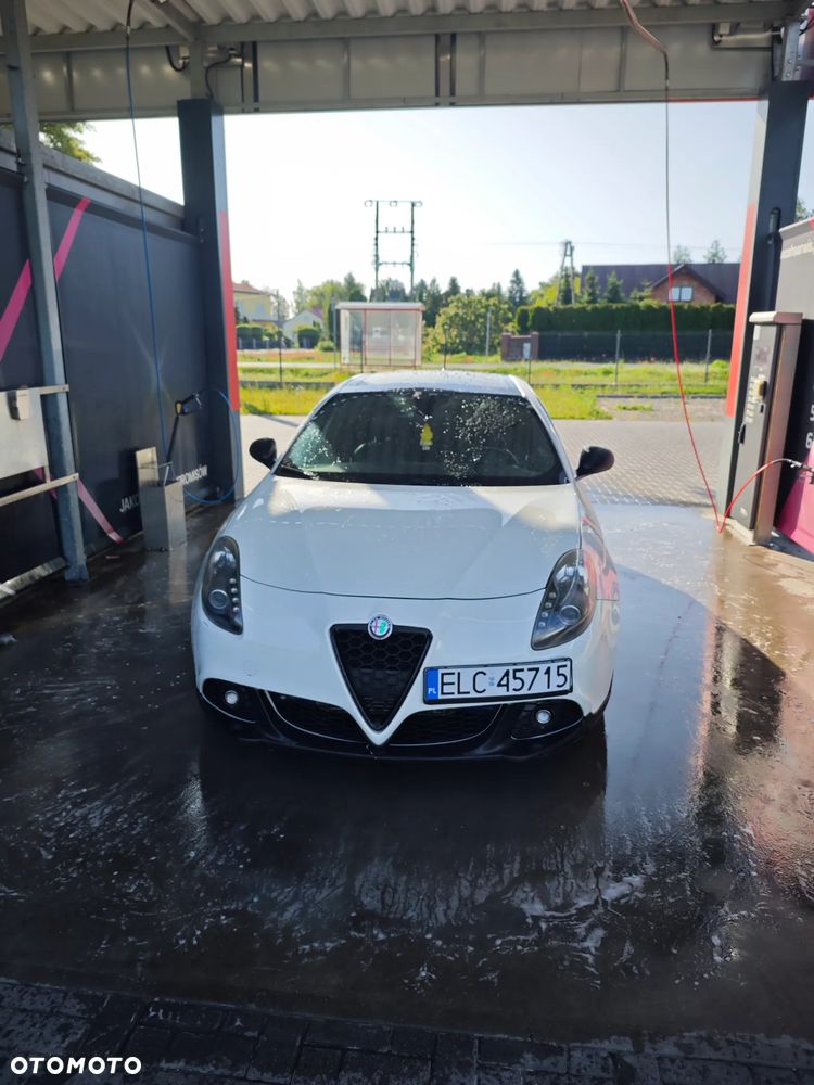 Alfa Romeo Giulietta 1.4 TB Distinctive - 1