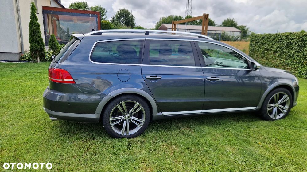 Volkswagen Passat 2.0 TDI 4Motion DSG BlueMotion Tech Highline - 7