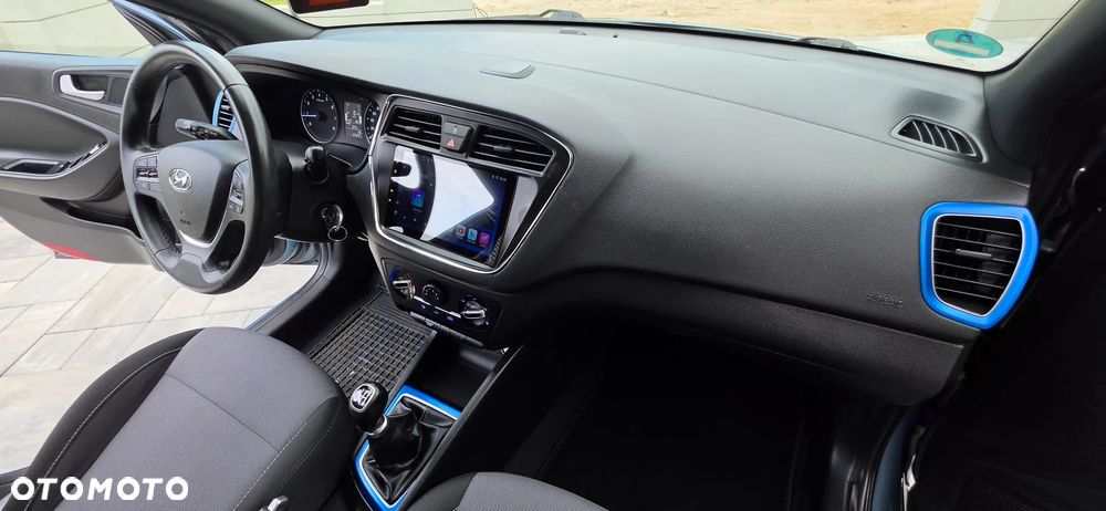 Hyundai i20 1.2 BlueDrive Go - 16