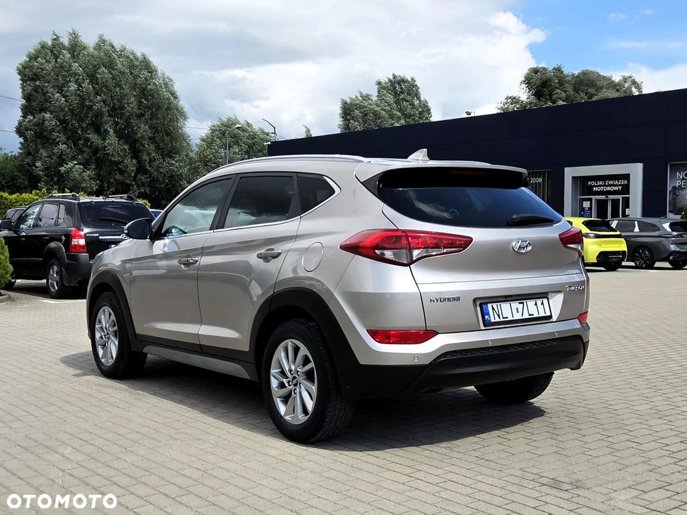 Hyundai Tucson 1.7 CRDI BlueDrive Comfort 2WD - 6
