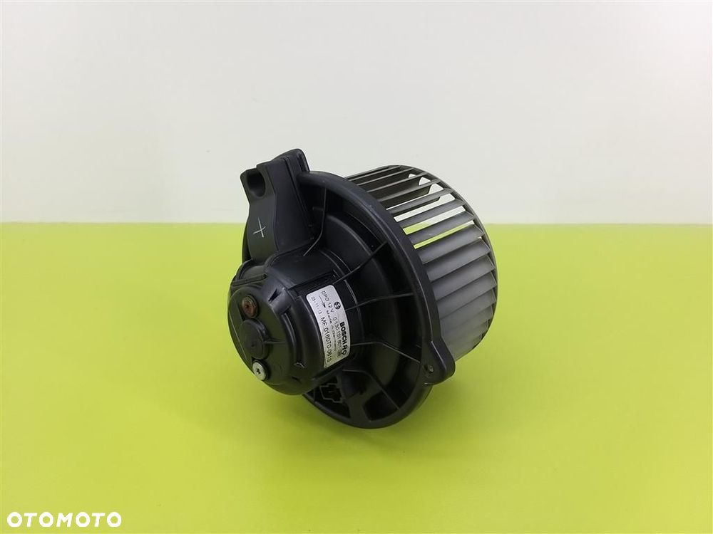 Dmuchawa wentylator Toyota Avensis II T25 2003-2006 2 PINY BOSCH EUROPA - 1
