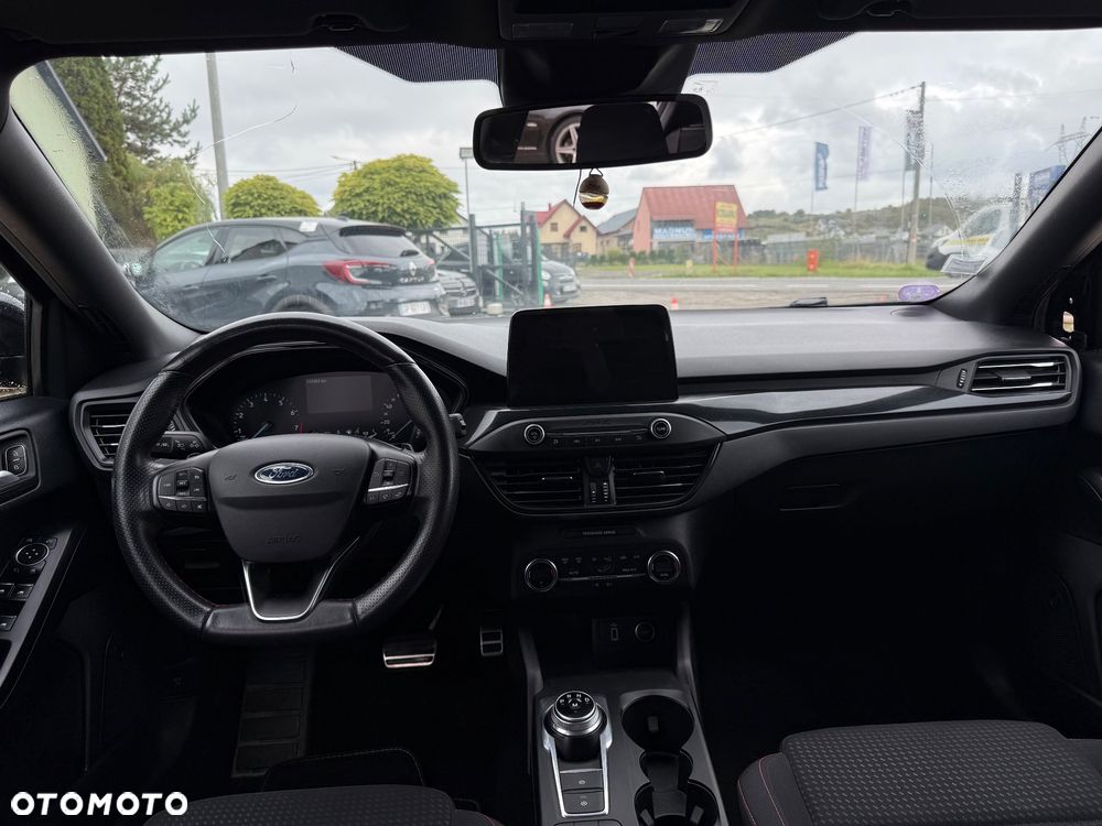 Ford Focus - 9