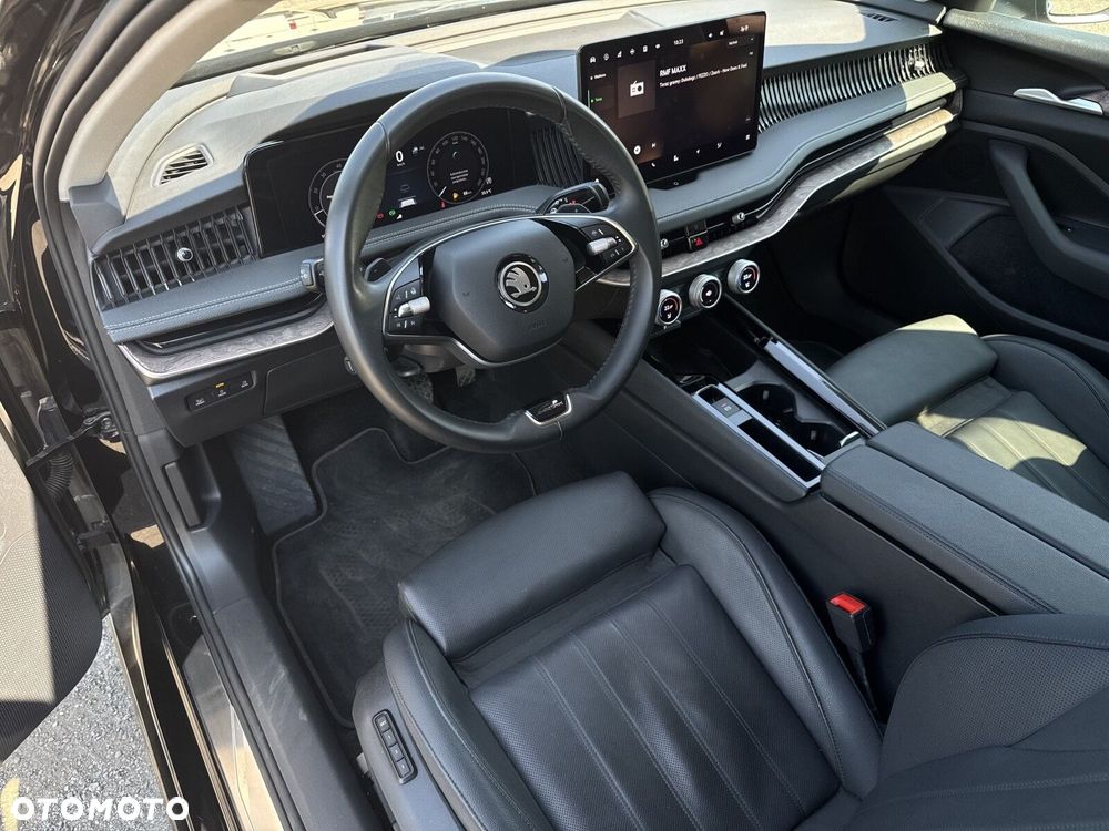 Skoda Superb 2.0 TDI SCR 4x4 L&K DSG - 10