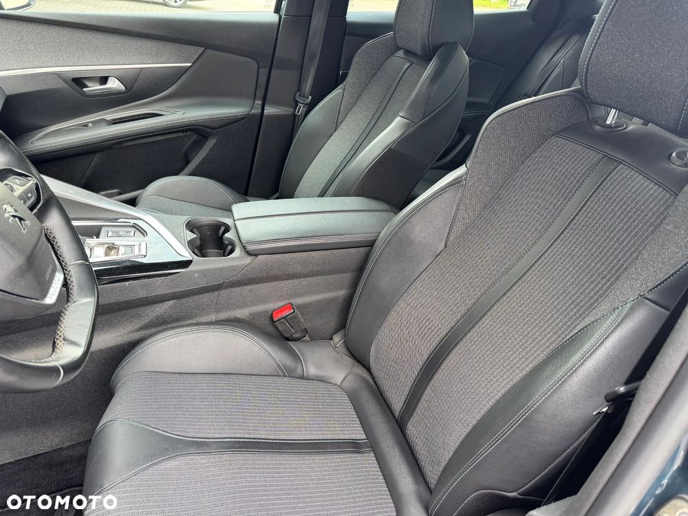 Peugeot 3008 1.5 BlueHDi Allure S&S EAT8 - 13