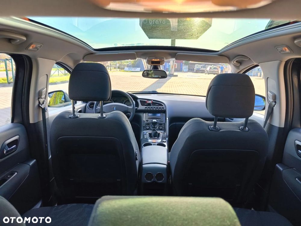 Peugeot 3008 2.0 HDi Allure - 20