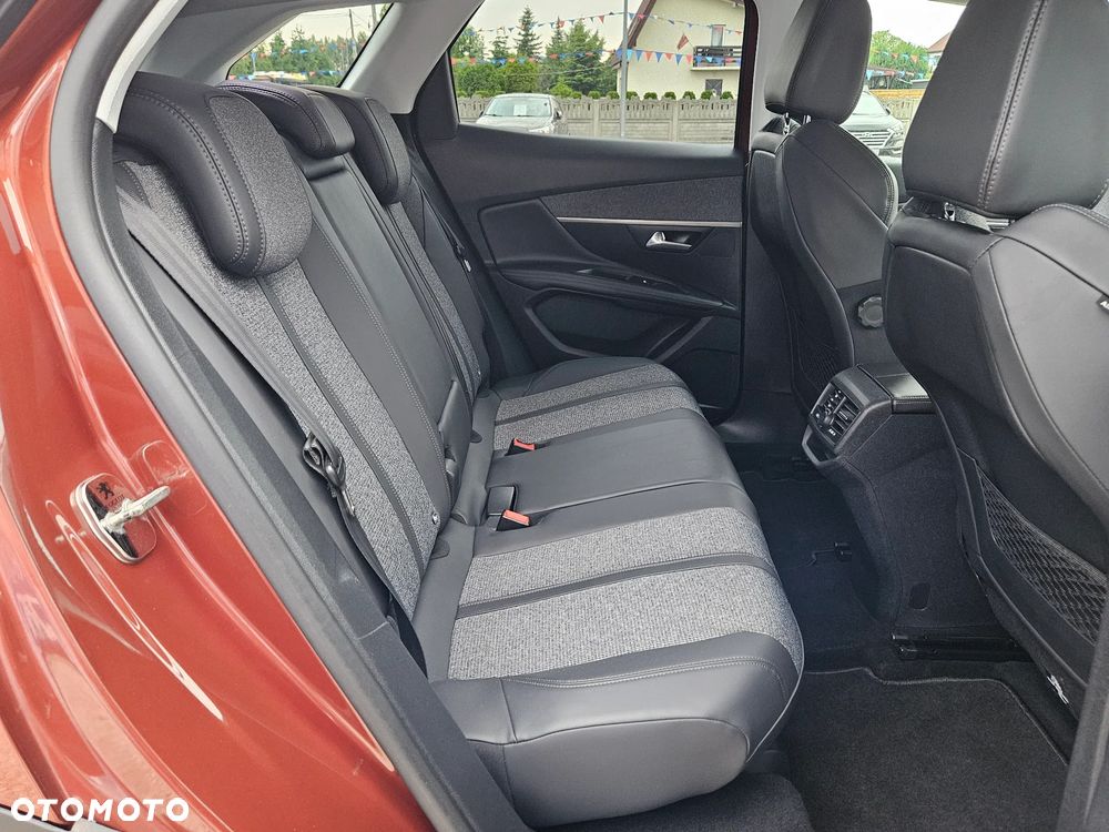 Peugeot 3008 THP 165 EAT6 Stop & Start Allure - 22