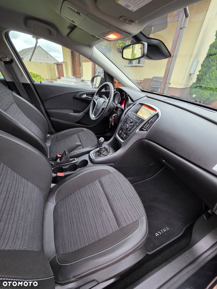 Opel Astra 1.6 CDTI Essentia - 6