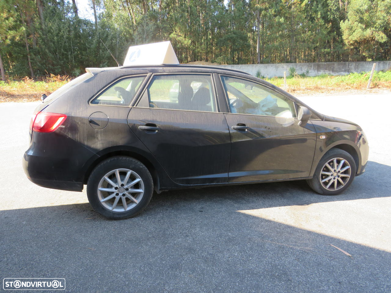 Seat Ibiza  IV 1.2 TDI (75CV) de 2013  - Peças Usadas (7950) - 4