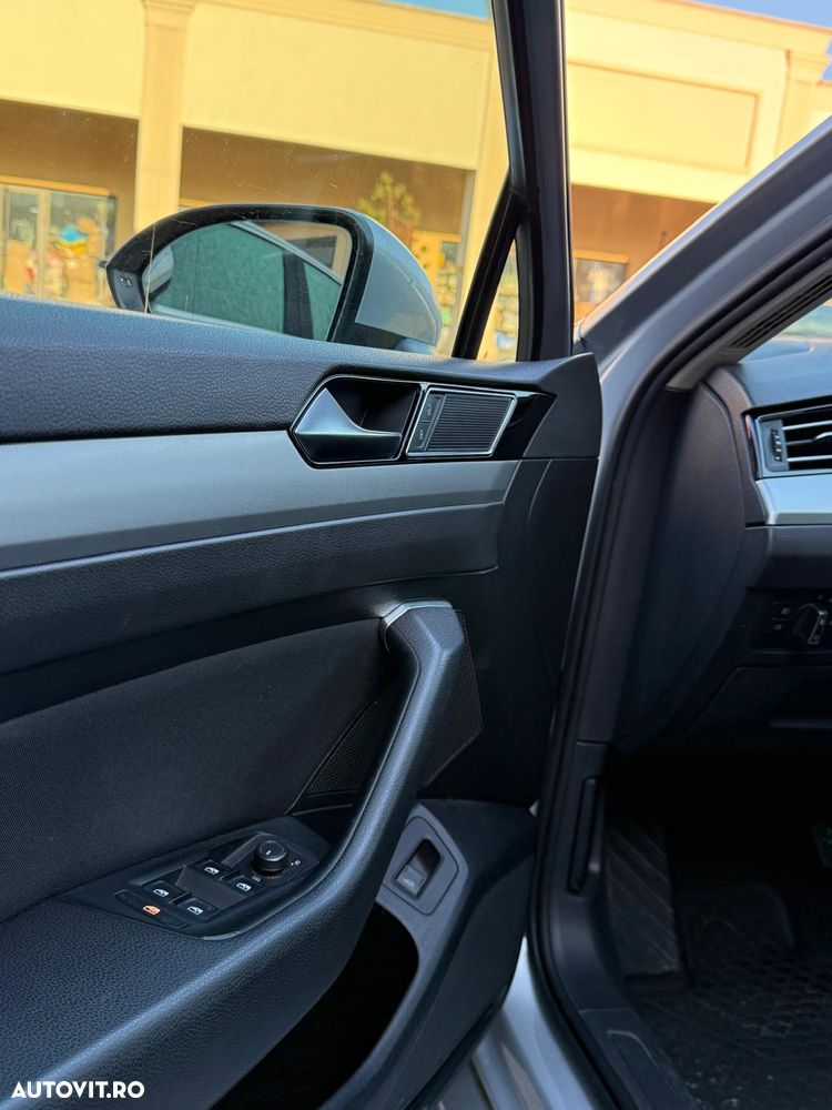 Volkswagen Passat 2.0 TDI DSG Comfortline - 8