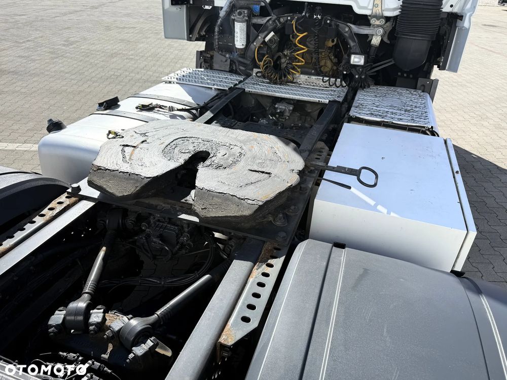 Mercedes-Benz ACTROS 1845 / STANDARD / SALON PL - 13