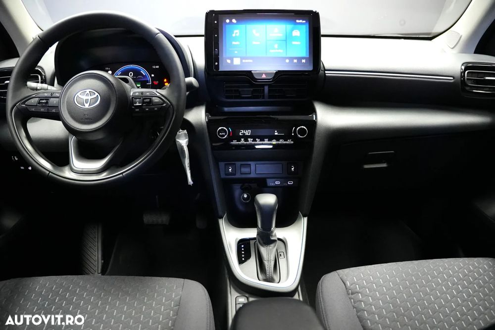 Toyota Yaris Cross - 11