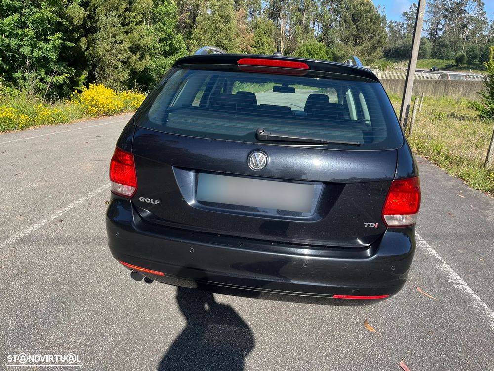 VW Golf Variant 1.6 TDi Confortline DSG - 4