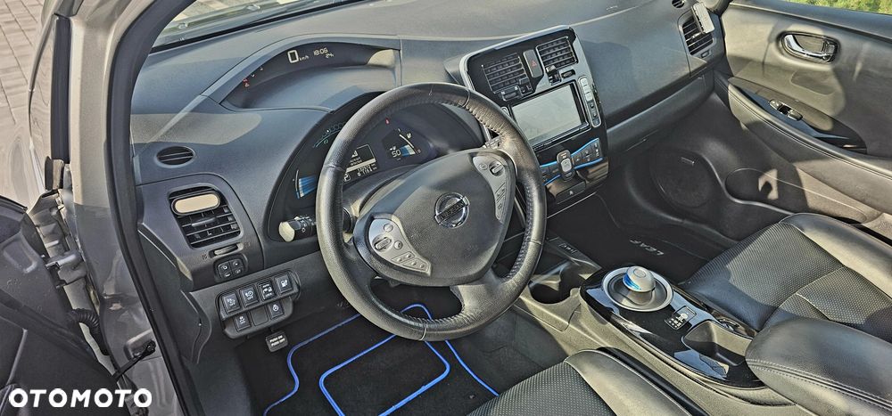 Nissan Leaf - 4