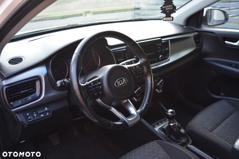 Kia Rio 1.2 L - 7