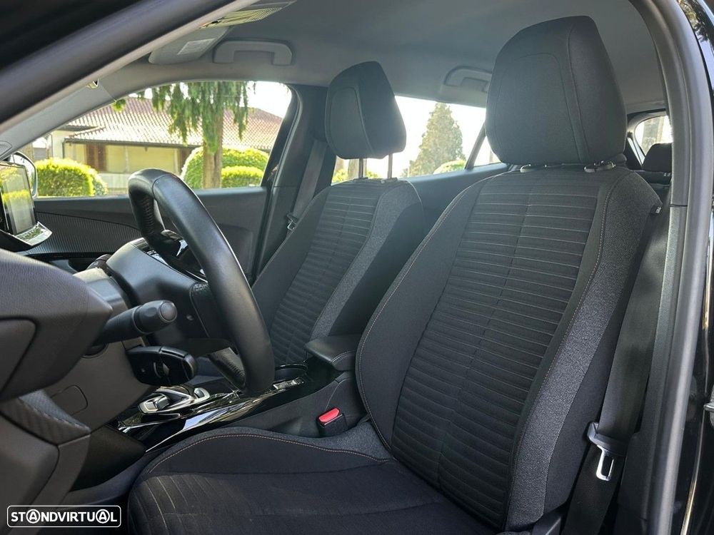 Peugeot e-2008 50 kWh Active Pack - 35