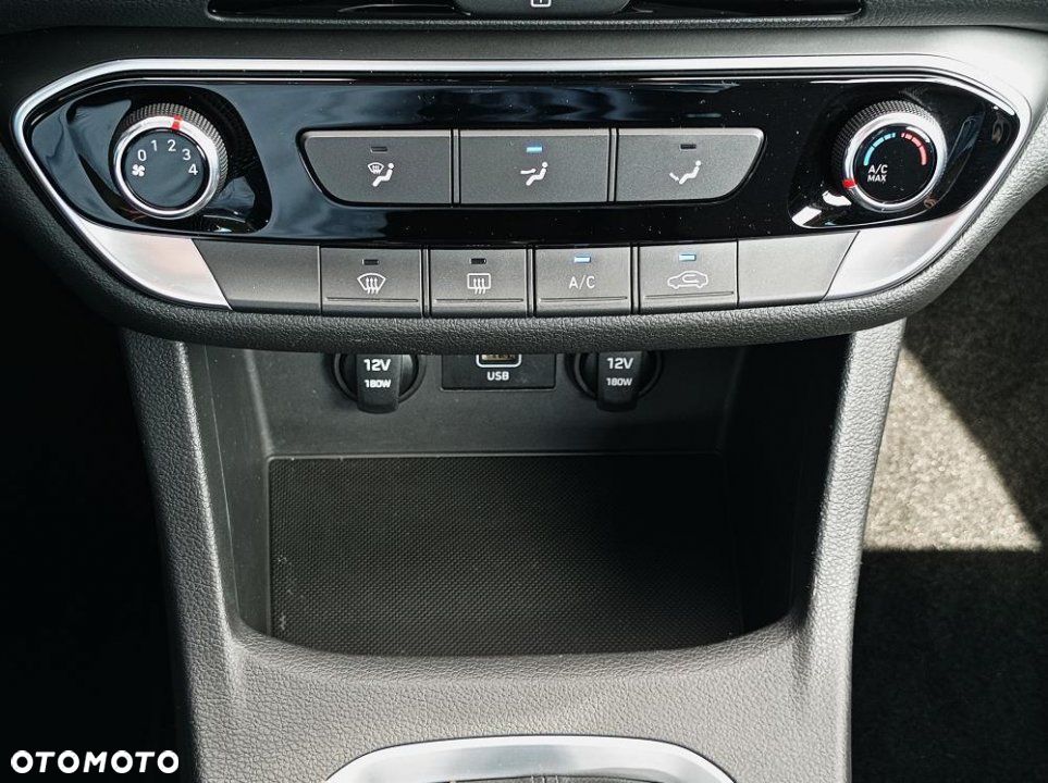 Hyundai i30 - 27
