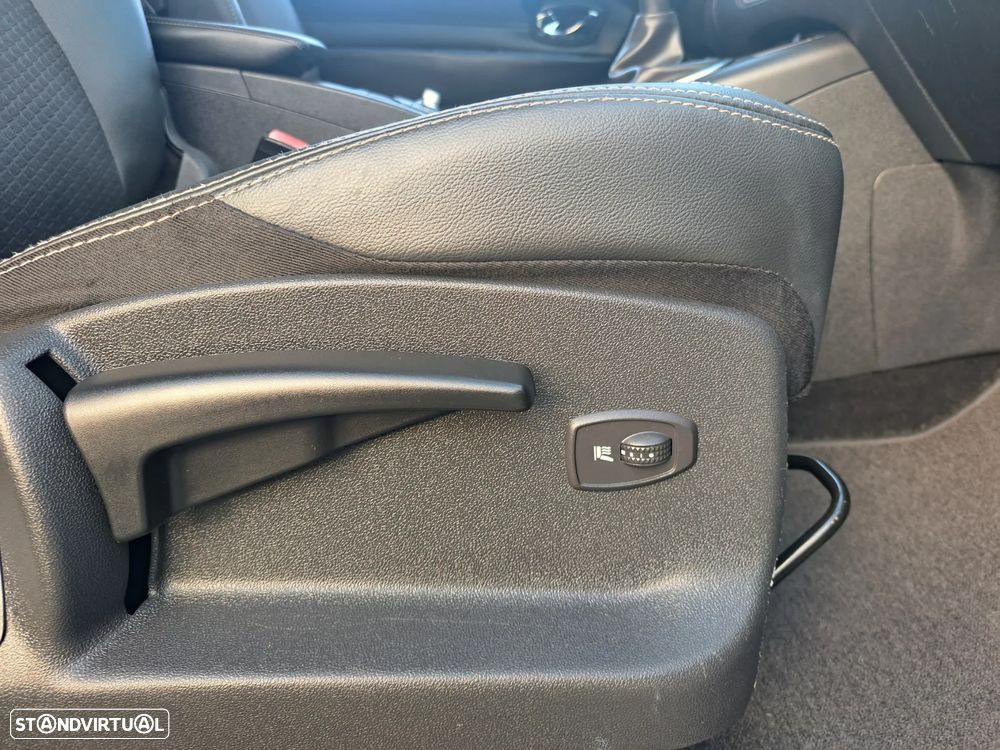 Renault Scénic 1.5 dCi Bose Edition EDC SS - 17