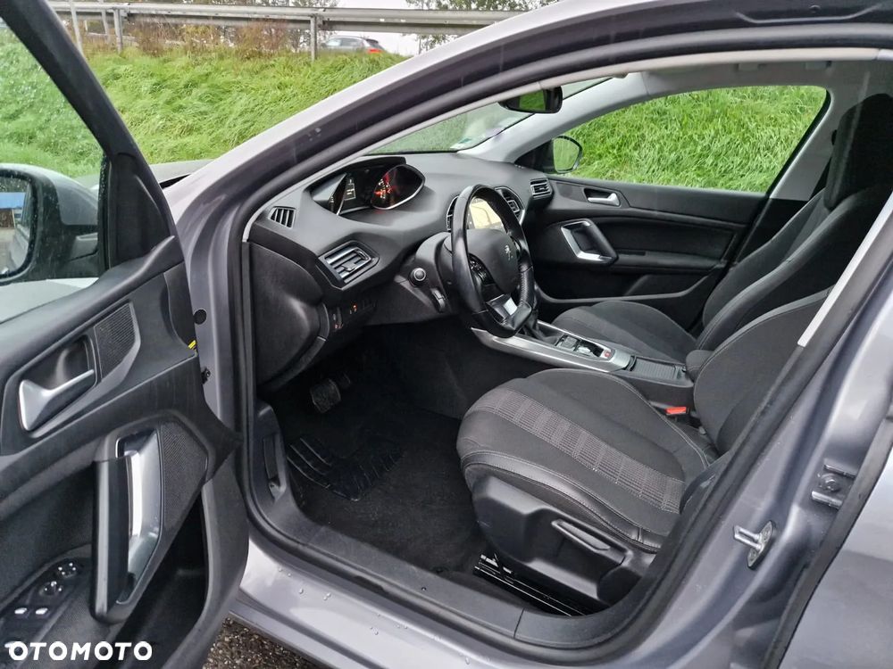 Peugeot 308 - 10