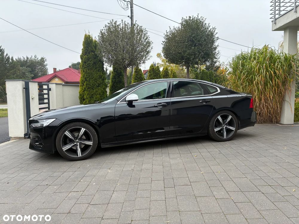 Volvo S90 - 1