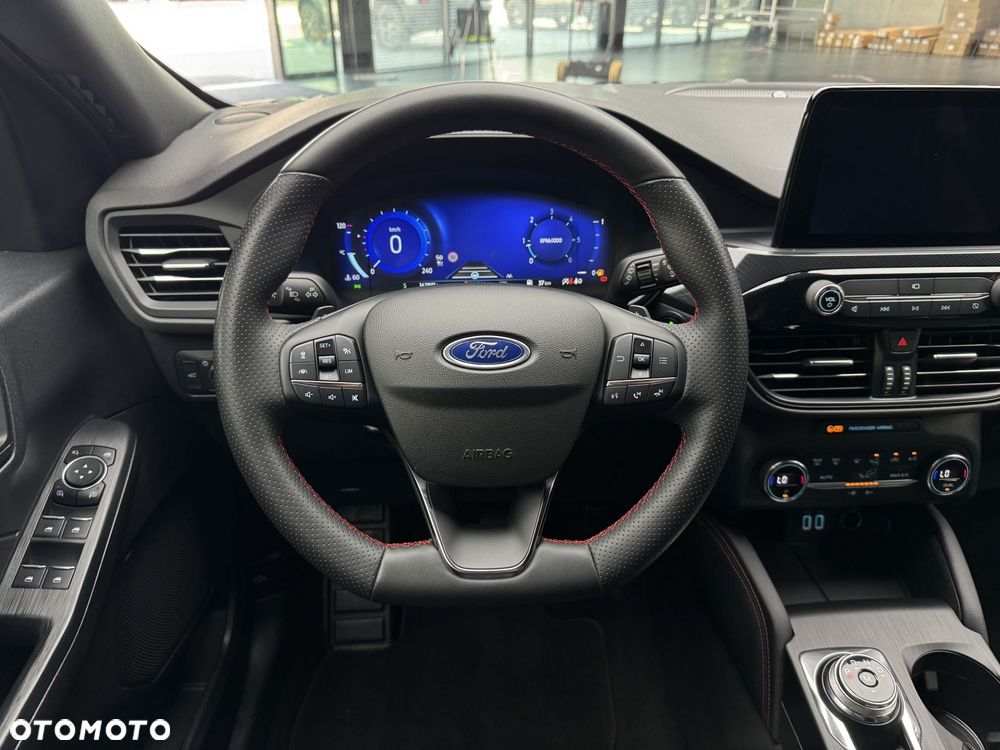 Ford Kuga 1.5 EcoBlue FWD ST-Line X - 17
