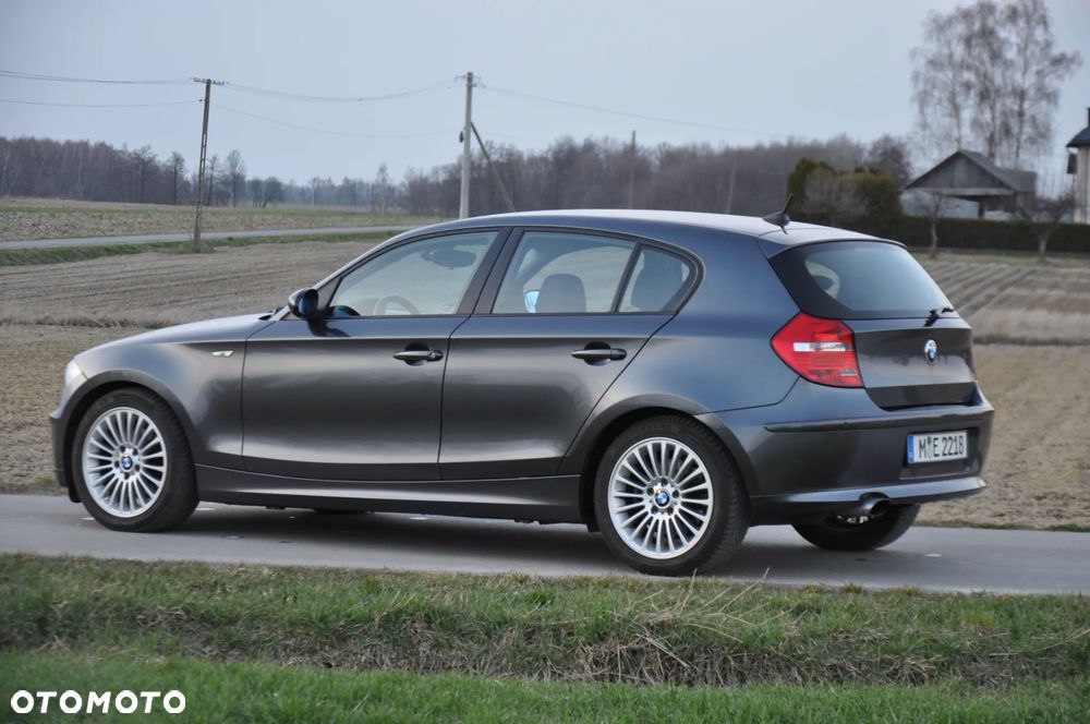 BMW Seria 1 118d - 4
