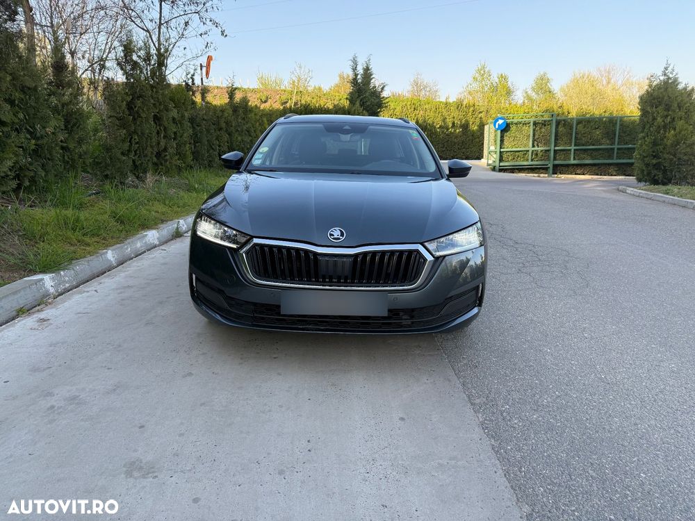 Skoda Octavia 2.0 TDI DSG Ambition - 2