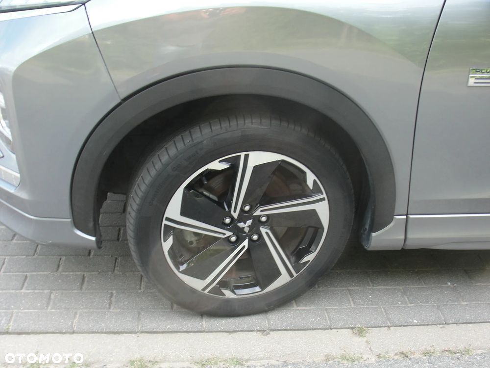Mitsubishi Eclipse Cross 2.4 PHEV Intense Plus - 19