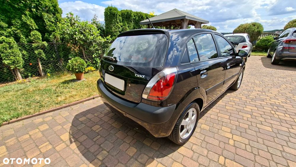 Kia Rio 1.6 Sport - 8