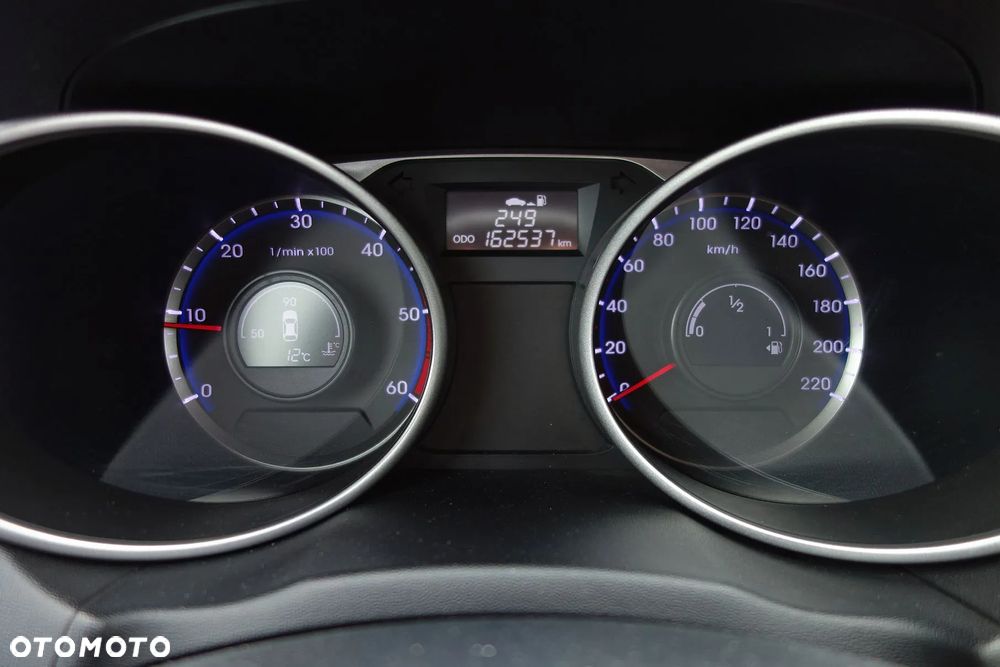 Hyundai ix35 1.7 CRDi Premium 2WD - 24