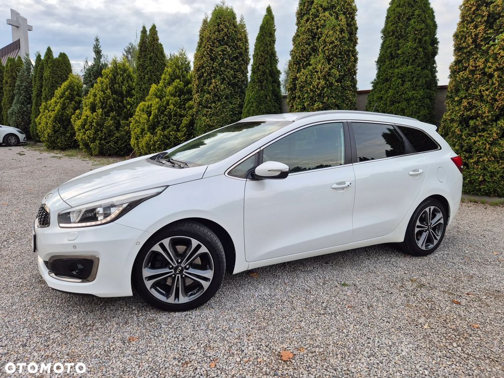 Hyundai i40 i40cw 1.6 Fifa World Cup Edition - 14