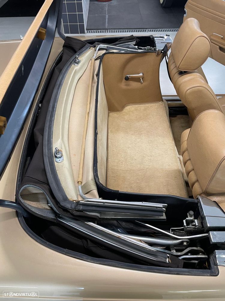 Mercedes-Benz SL 280 - 19