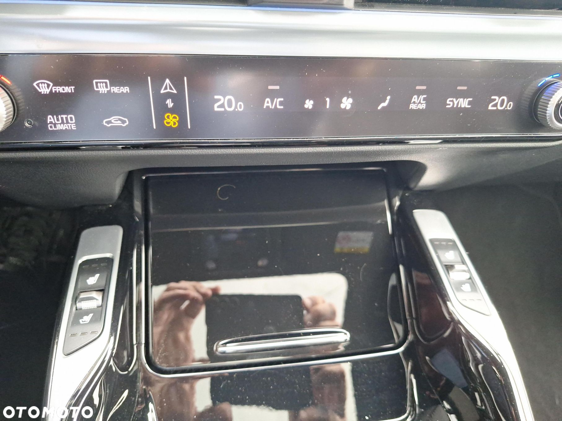 Kia Sorento - 25