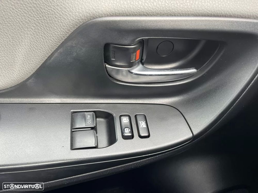 Toyota Yaris 1.0 VVT-i Exclusive - 19