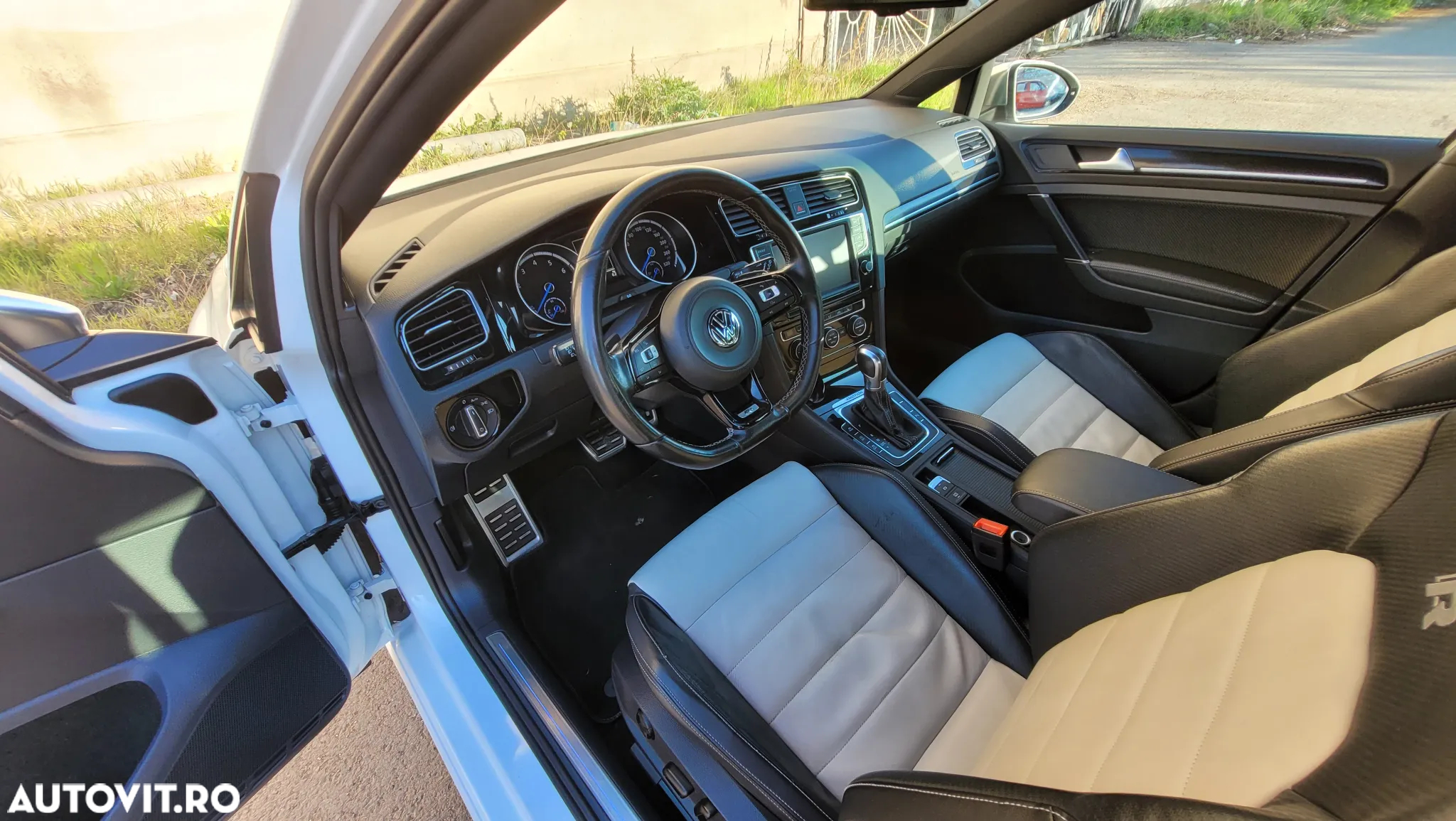Volkswagen Golf R 2.0 TSI OPF 4Motion DSG - 13