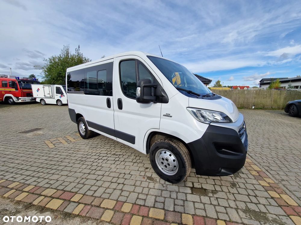 Mercedes-Benz SPRINTER 22MIEJSCA SIEDZĄCE+3 STOJĄCE - 21
