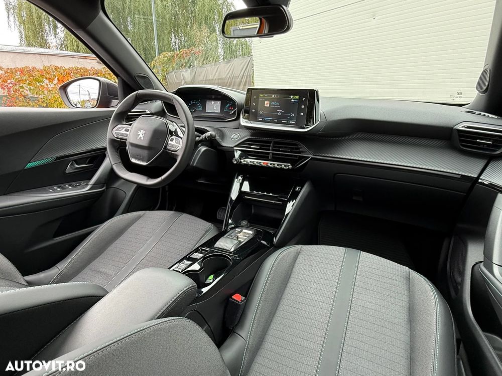 Peugeot 2008 e-2008 Allure Pack - 18