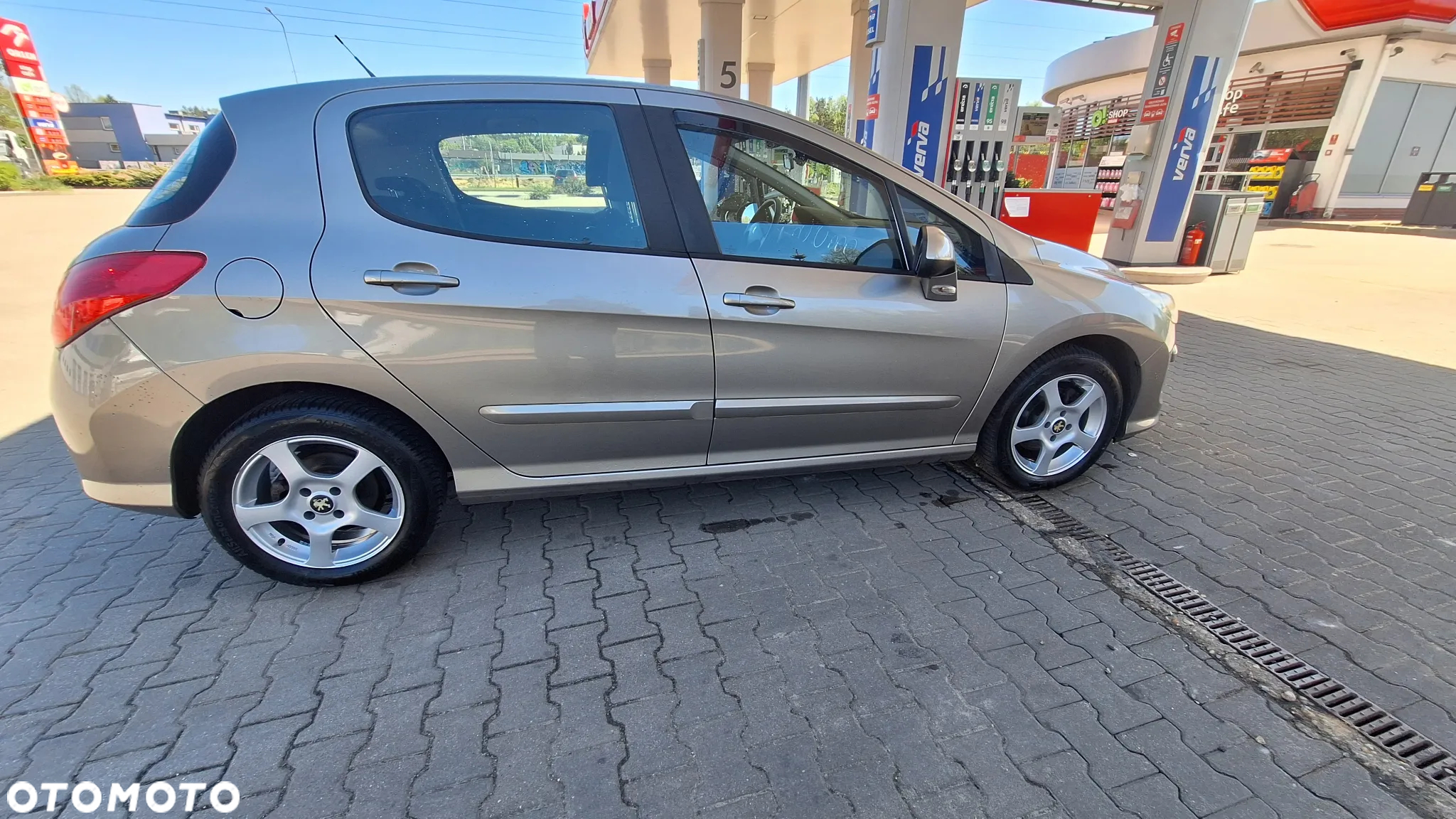 Peugeot 308 HDi FAP 110 EGS6 Platinum - 12