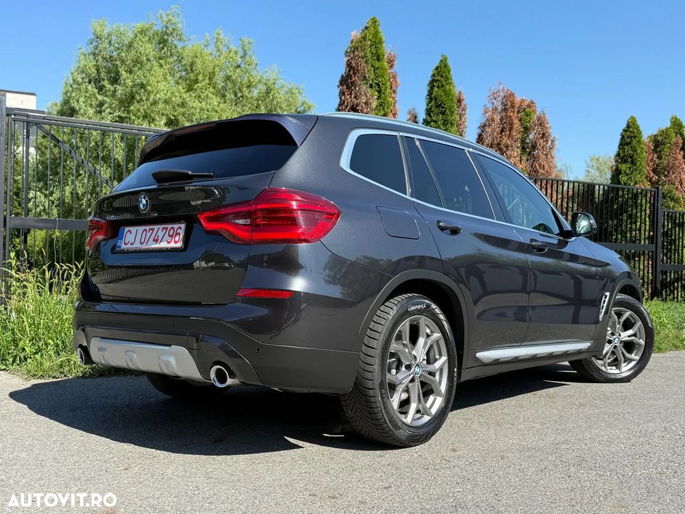 BMW X3 xDrive20d AT xLine - 8