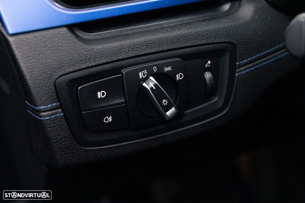 BMW X2 16 d sDrive Pack M - 23