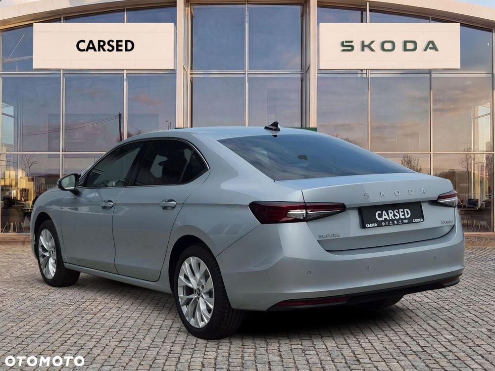 Skoda Superb 1.5 TSI mHEV Drive DSG - 5