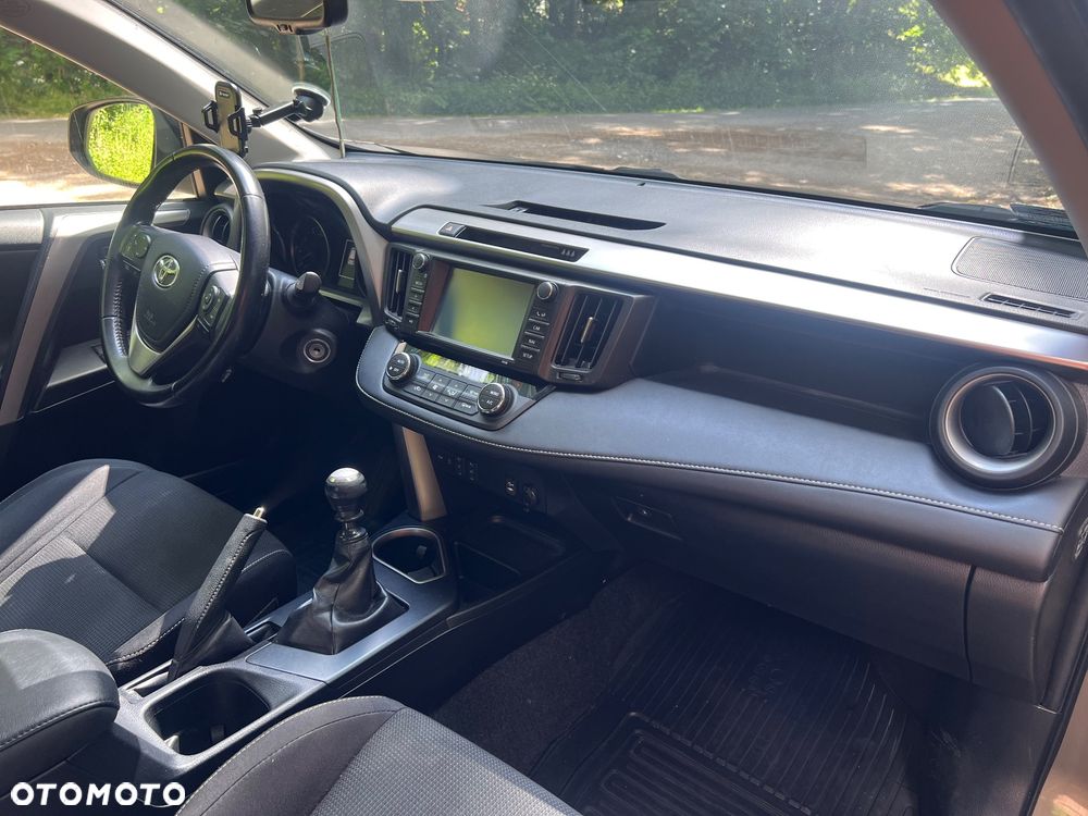 Toyota RAV4 2.0 Active 4x4 - 24