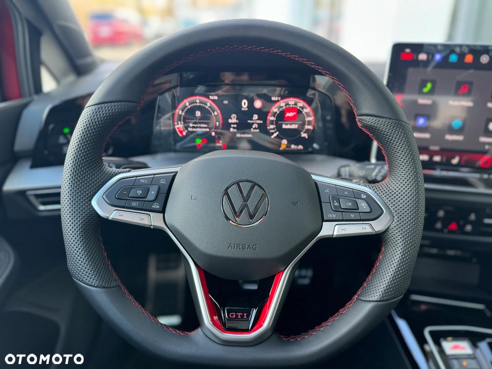 Volkswagen Golf - 15