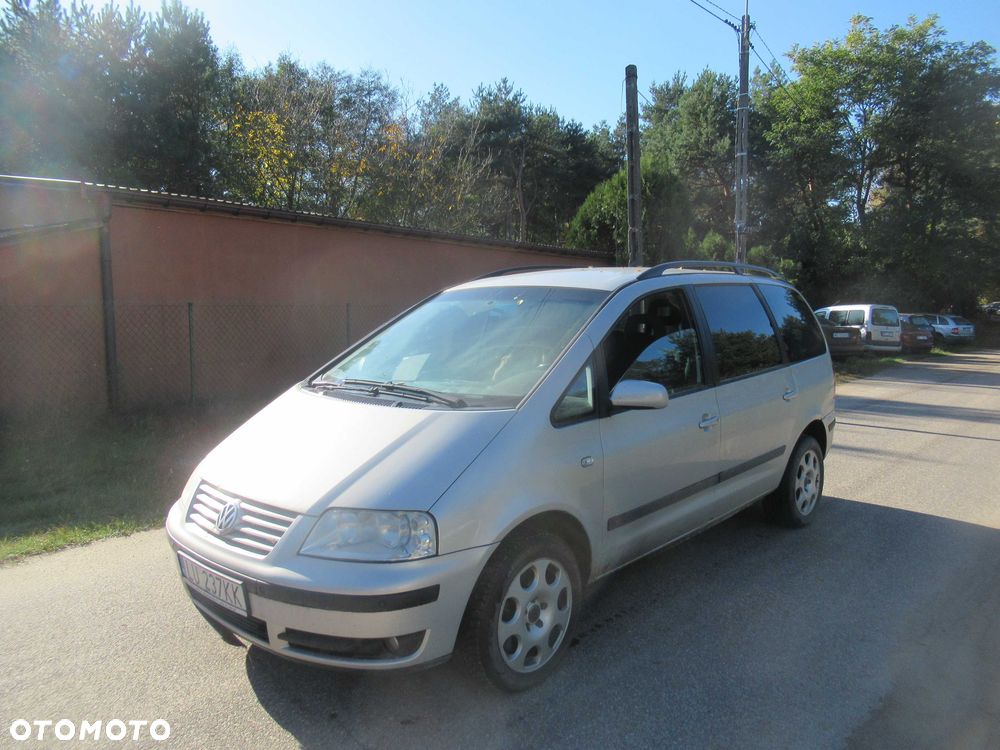 Volkswagen Sharan - 1