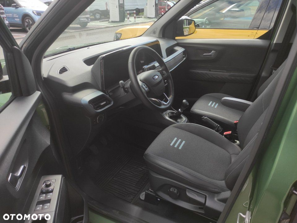 Ford Tourneo Courier - 11