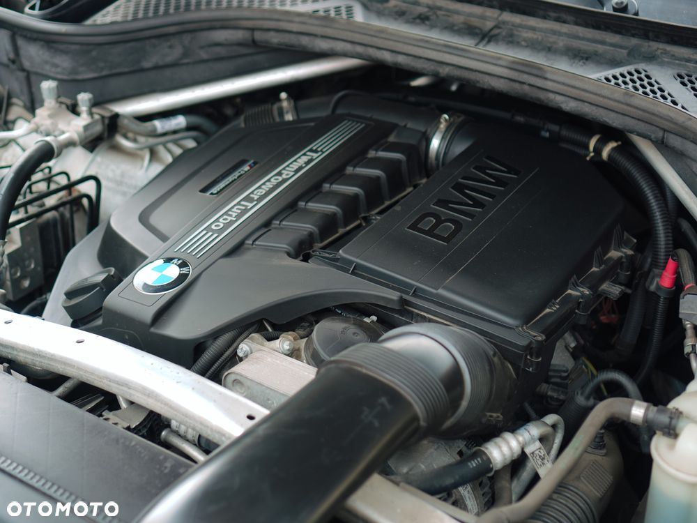 BMW X5 xDrive35i - 39