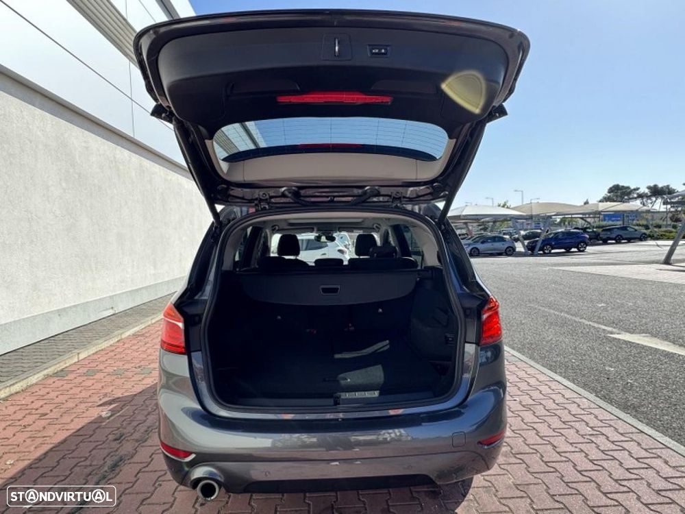BMW 216 Gran Tourer d 7L Line Sport Auto - 33