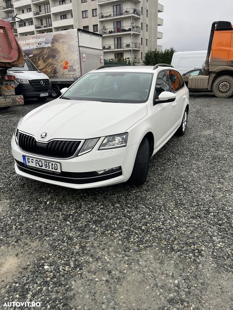 Skoda Octavia 2.0 TDI Style - 9