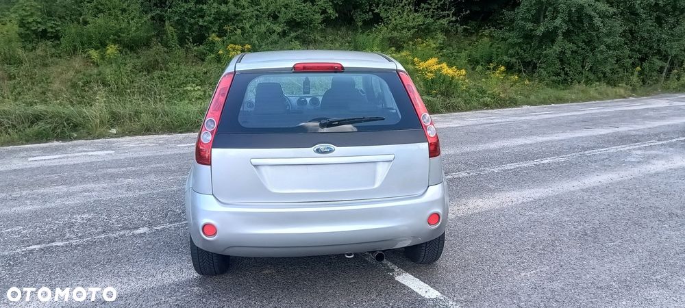 Ford Fiesta - 2