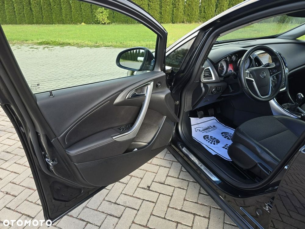 Opel Astra 2013